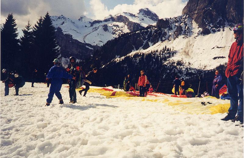 Chamonix09.jpg - Chamonix, Apr 1999